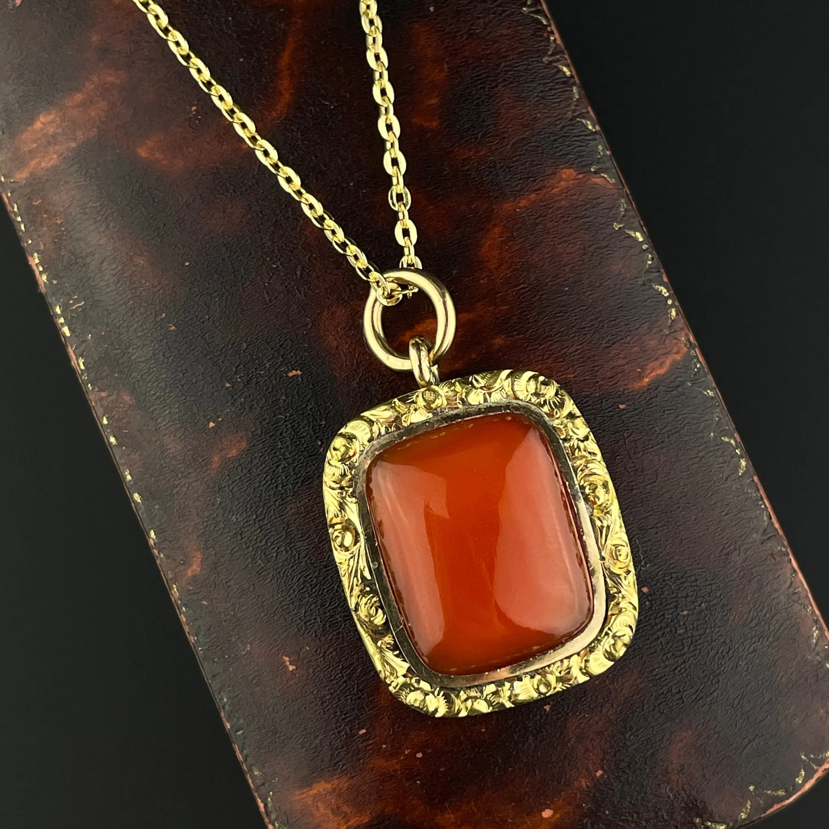 Antique Georgian Victorian Gold Encased Carnelian Pendant Necklace