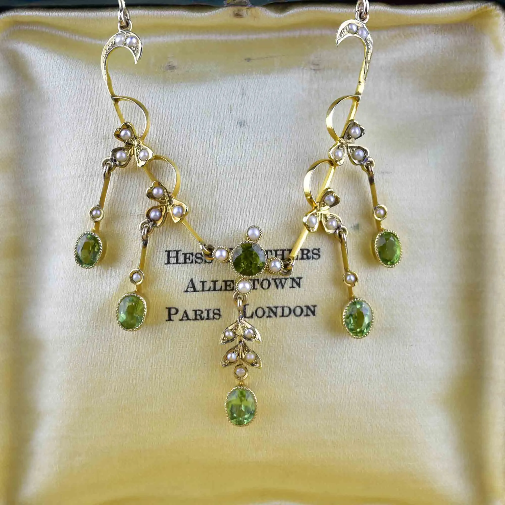 Antique Victorian 14K Gold Pearl Peridot Necklace