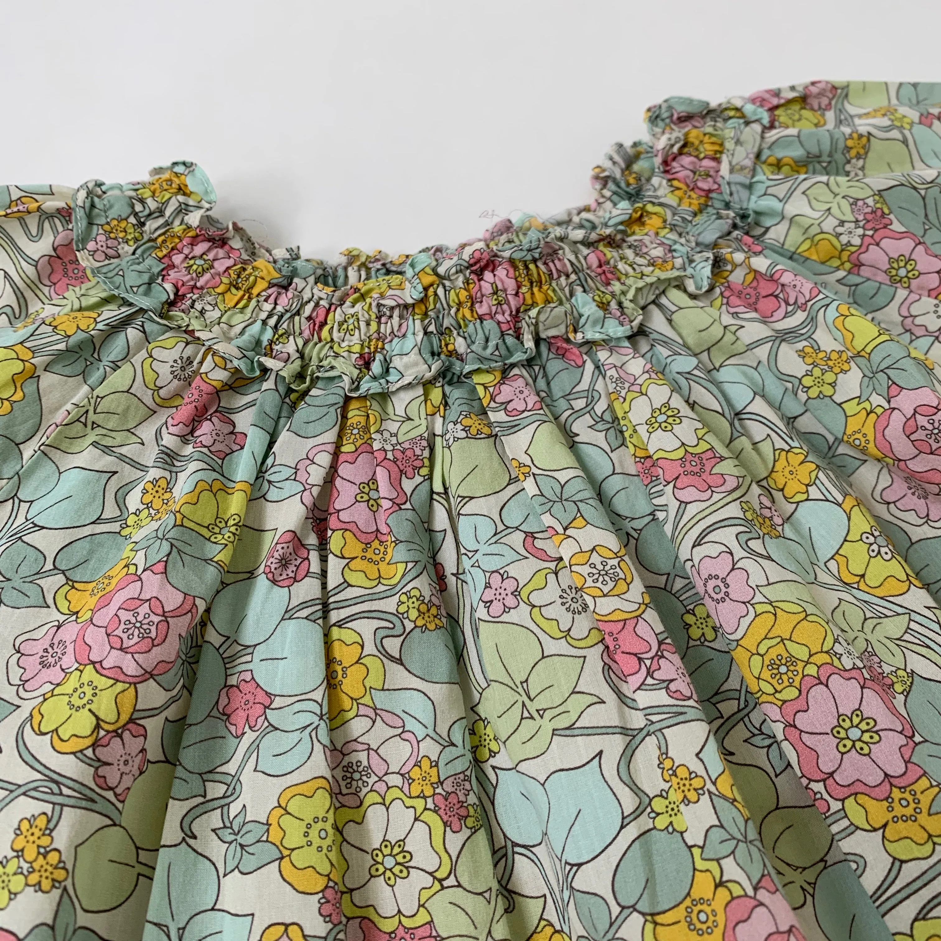 Bonpoint Mint Green Liberty Print Dress: 3 Years