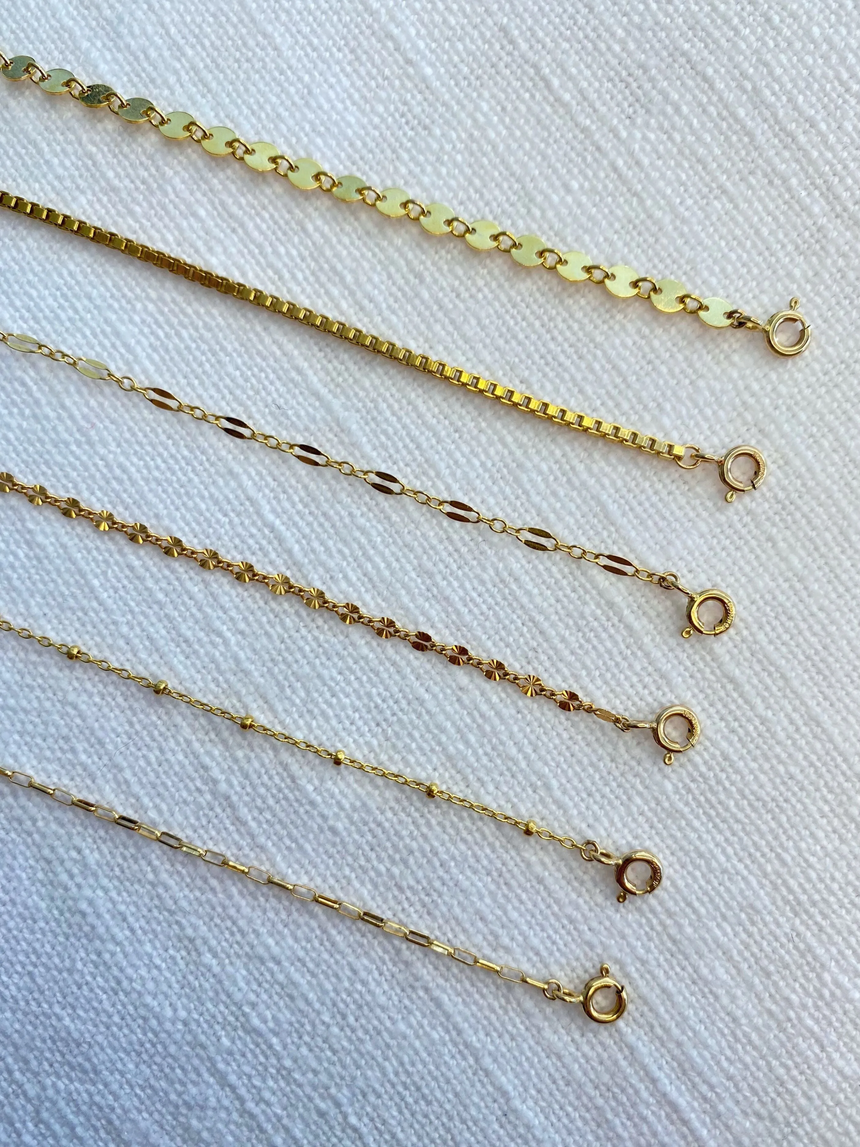 Dainty Chain Bracelets