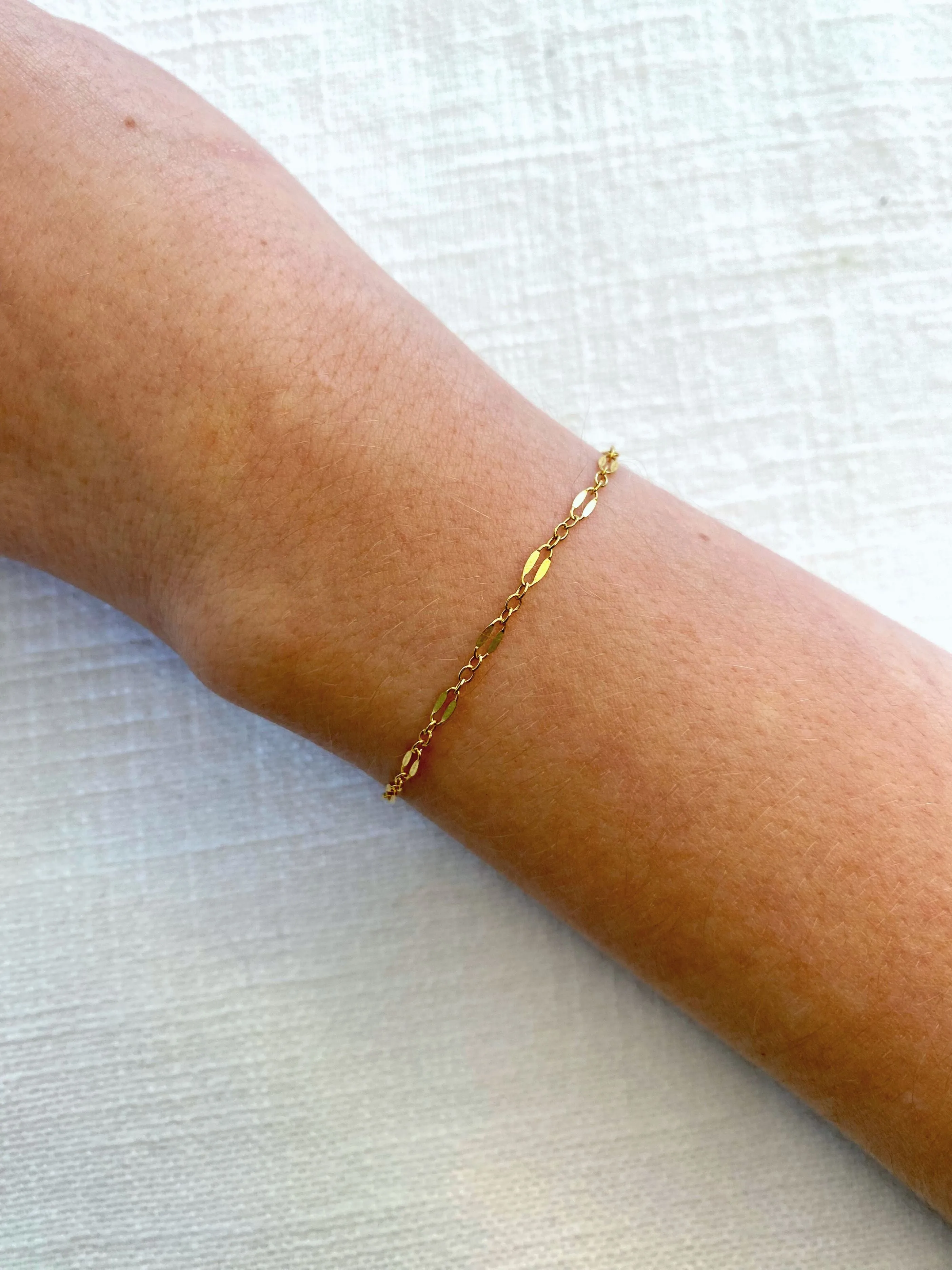 Dainty Chain Bracelets