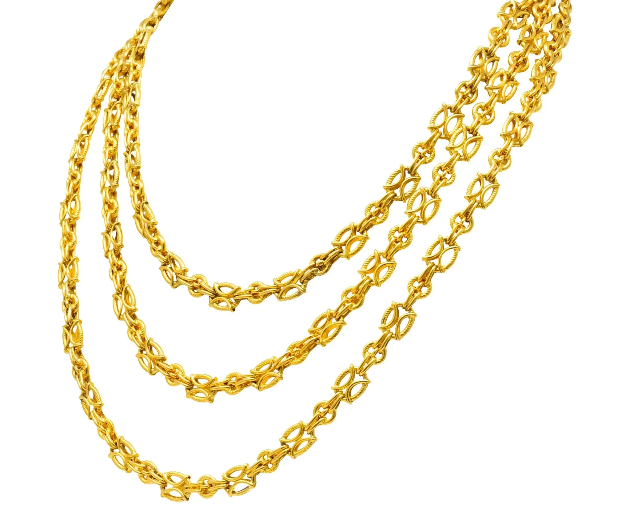 French Victorian 18 Karat Gold 53 Inch Long Chain Necklace