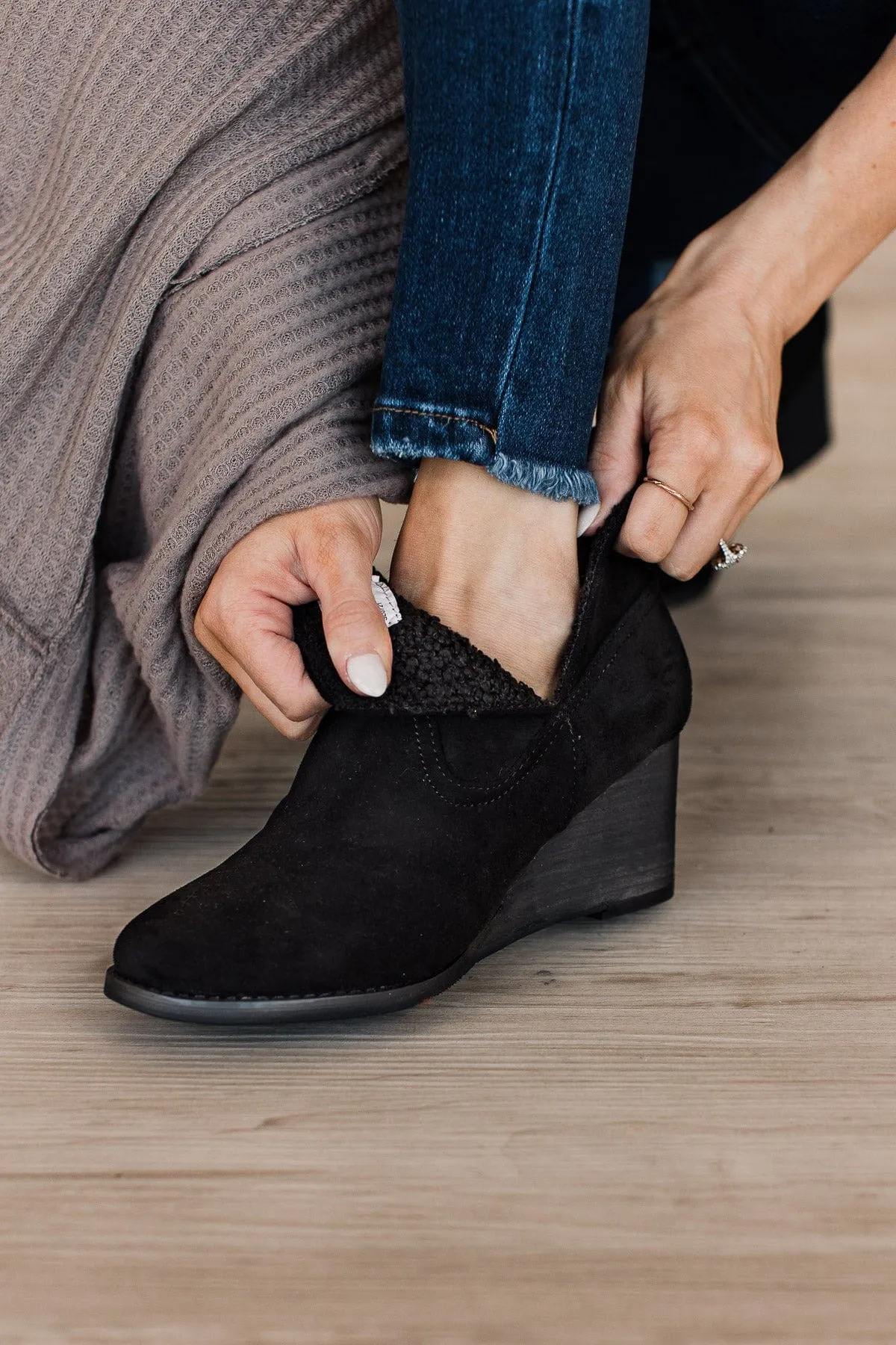 Very G Ember Wedge Booties- Black