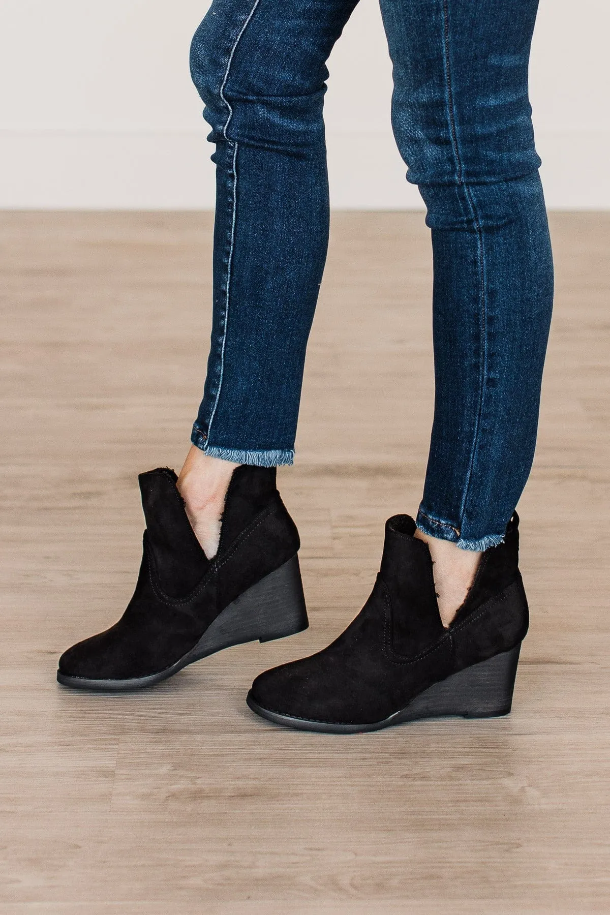 Very G Ember Wedge Booties- Black