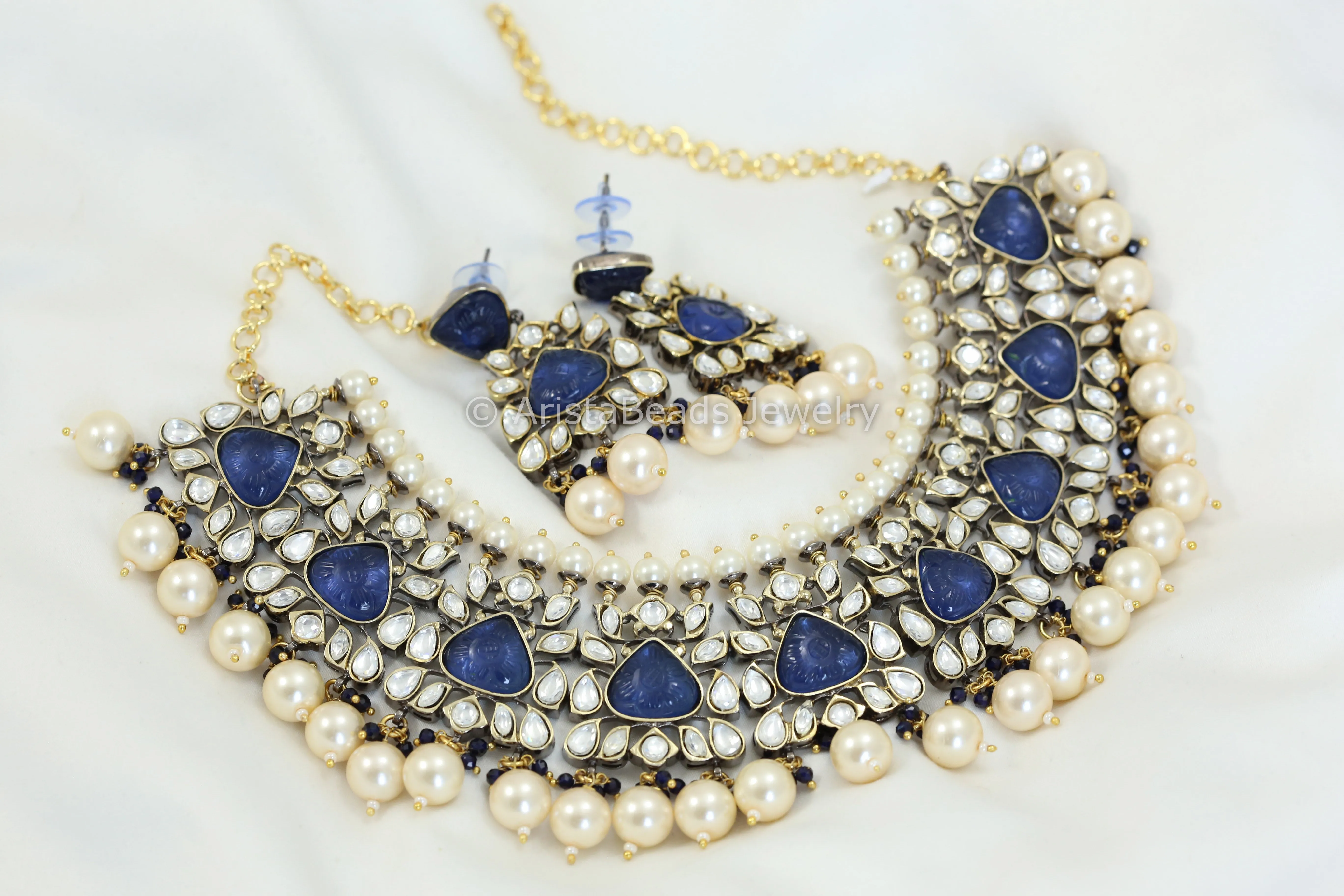 Victorian Carved Stone Kundan Necklace Set